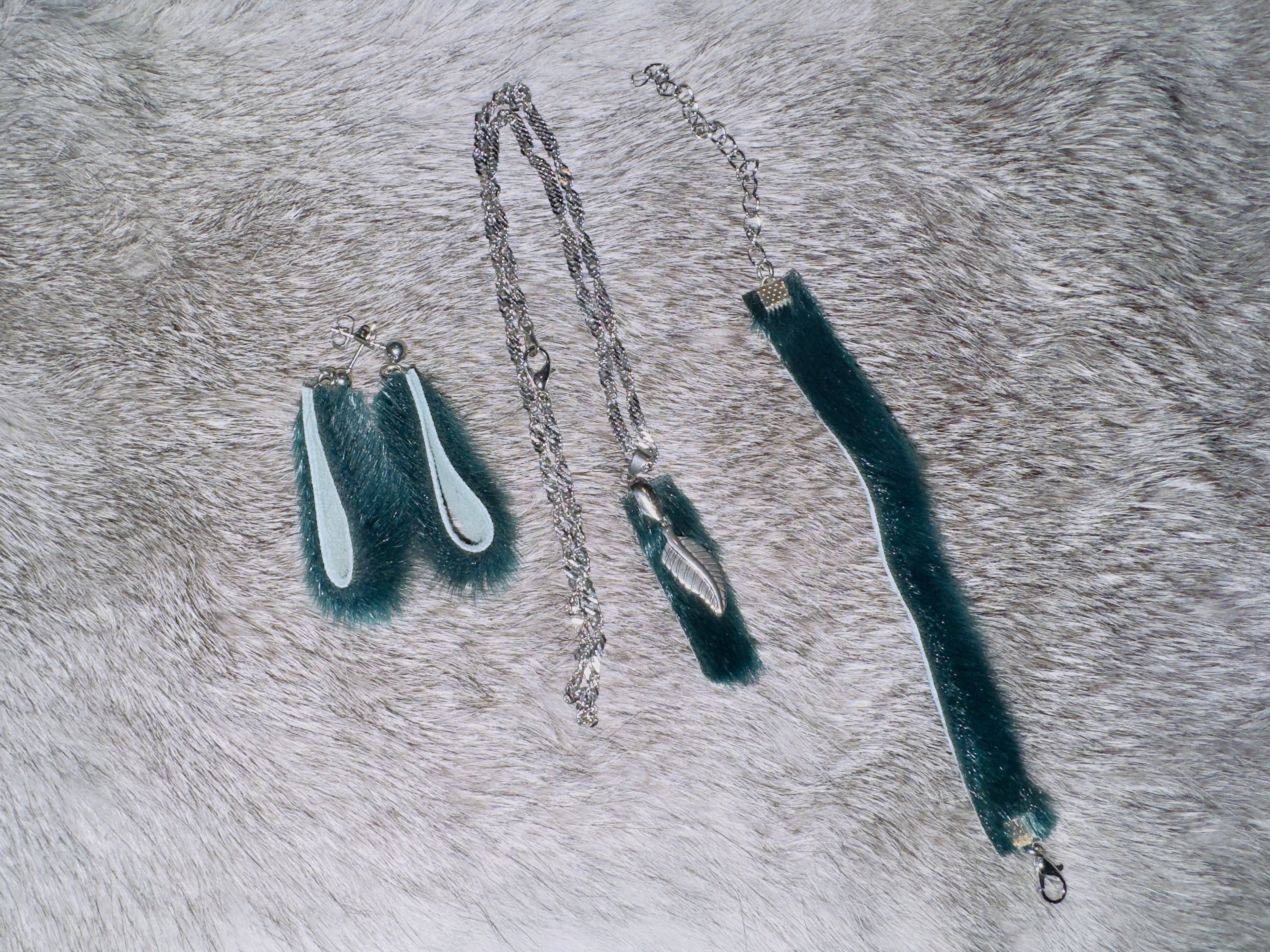 Sealskin and Stainless Steel Set